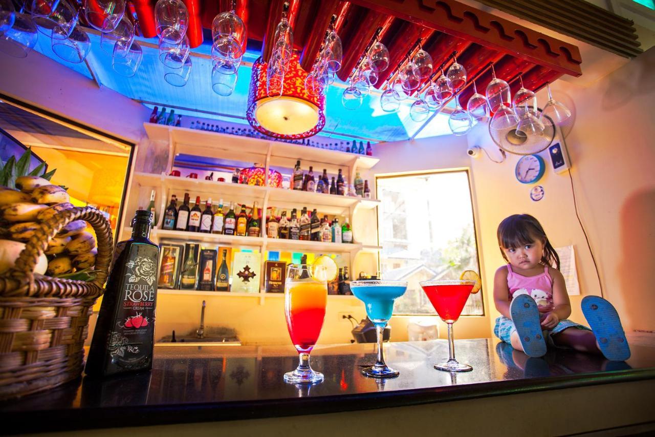 蓝色泻湖酒套房酒店 公主港 外观 照片