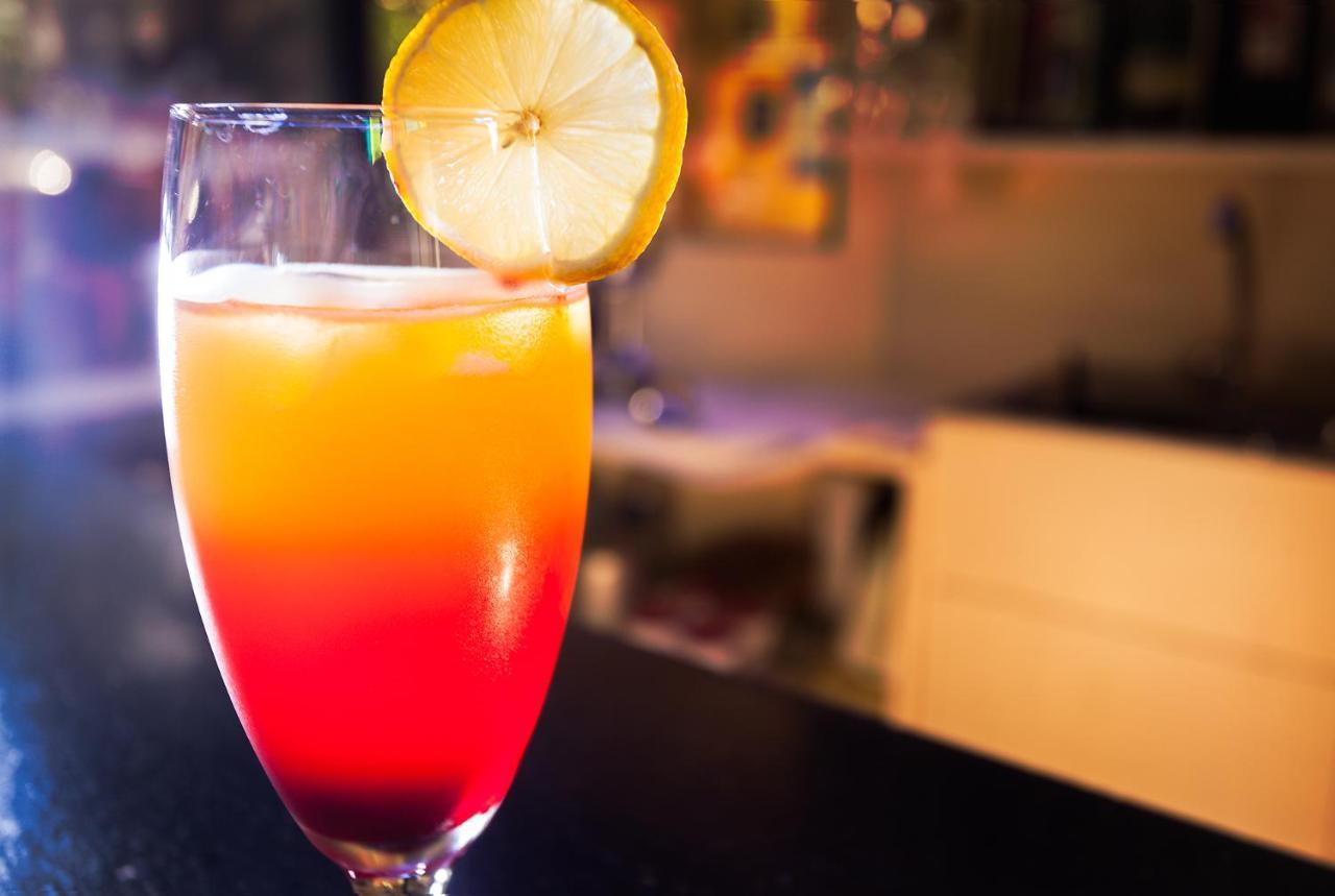 蓝色泻湖酒套房酒店 公主港 外观 照片